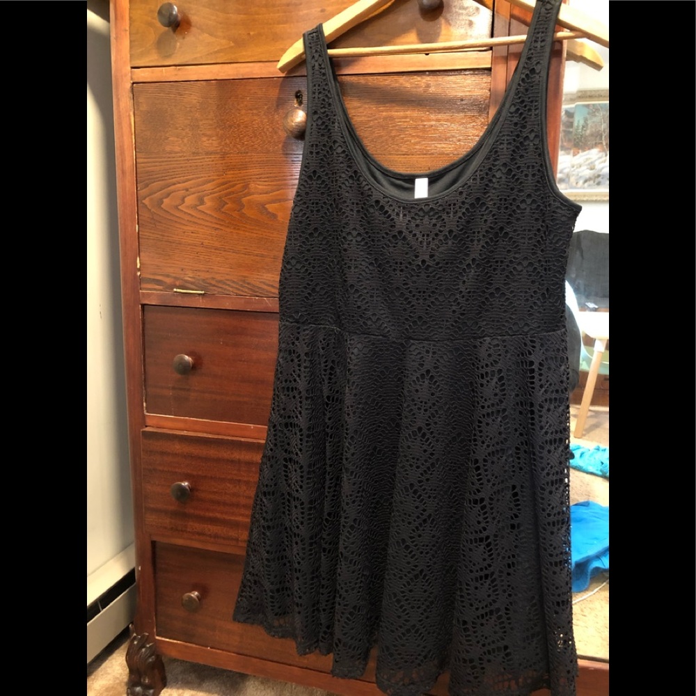 Black lace dress